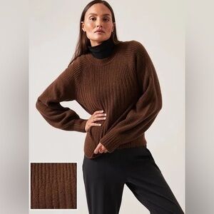 NWT Athleta Layover Crew Sweater in Mahogany Size 2X Merino Exta Fine Wool Brown